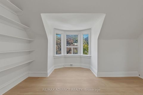 Photo 34 at 82A Augusta Avenue, Chinatown, Toronto