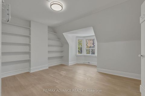Photo 39 at 82A Augusta Avenue, Chinatown, Toronto