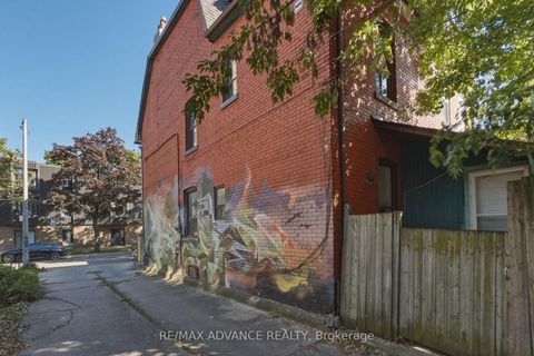 Photo 43 at 82A Augusta Avenue, Chinatown, Toronto