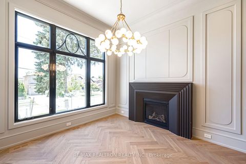 Photo 3 at 28 Scott Drive, South Richvale, Richmond Hill