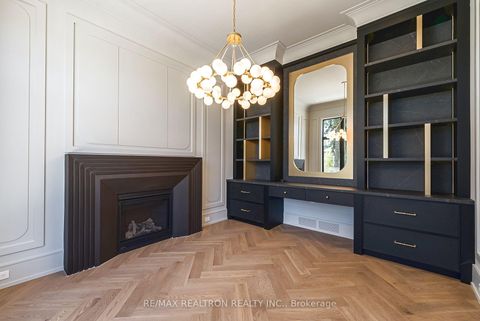 Photo 4 at 28 Scott Drive, South Richvale, Richmond Hill