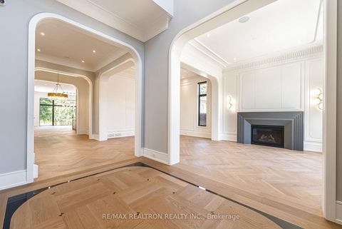 Photo 6 at 28 Scott Drive, South Richvale, Richmond Hill