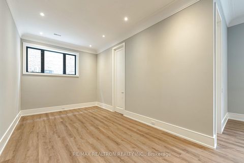 Photo 39 at 28 Scott Drive, South Richvale, Richmond Hill