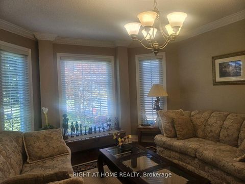 Photo 8 at 27 Addison Street, North Richvale, Richmond Hill