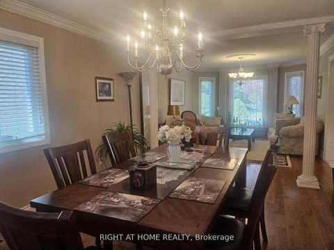 Photo 10 at 27 Addison Street, North Richvale, Richmond Hill