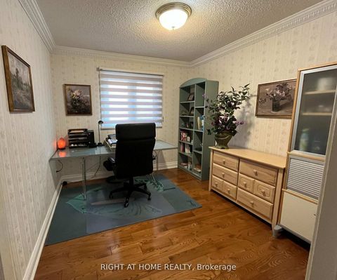 Photo 13 at 27 Addison Street, North Richvale, Richmond Hill