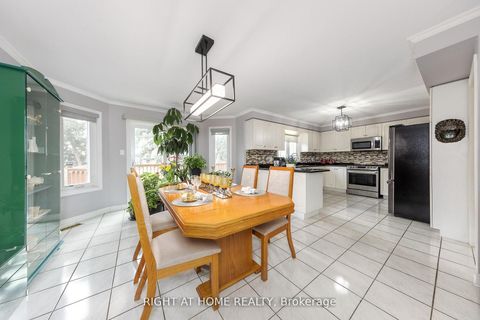 Photo 14 at 27 Addison Street, North Richvale, Richmond Hill