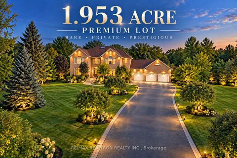 Photo 1 at 8 Country Heights Drive, Rural Richmond Hill, Richmond Hill