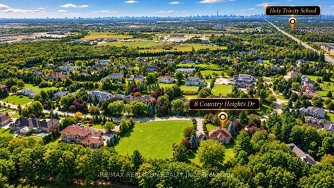 Photo 5 at 8 Country Heights Drive, Rural Richmond Hill, Richmond Hill