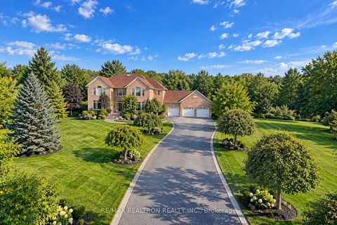 Photo 14 at 8 Country Heights Drive, Rural Richmond Hill, Richmond Hill