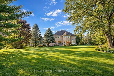 Photo 18 at 8 Country Heights Drive, Rural Richmond Hill, Richmond Hill