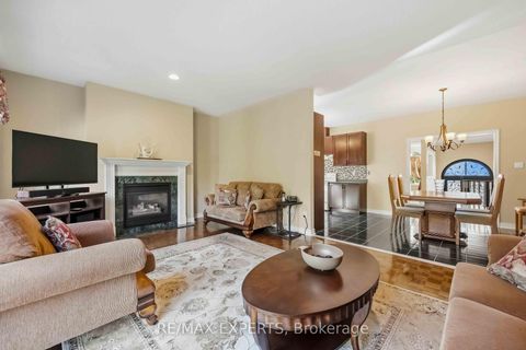 Photo 8 at 93 Velmar Drive, East Woodbridge, Vaughan