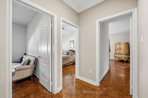 Photo 13 at 93 Velmar Drive, East Woodbridge, Vaughan