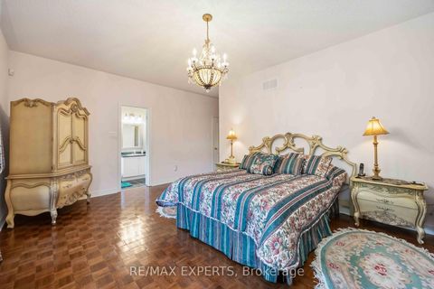 Photo 18 at 93 Velmar Drive, East Woodbridge, Vaughan