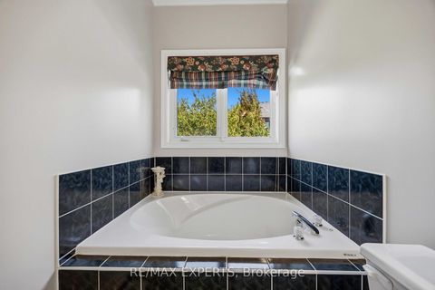 Photo 21 at 93 Velmar Drive, East Woodbridge, Vaughan