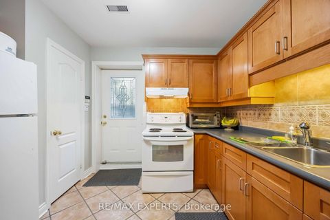Photo 32 at 93 Velmar Drive, East Woodbridge, Vaughan