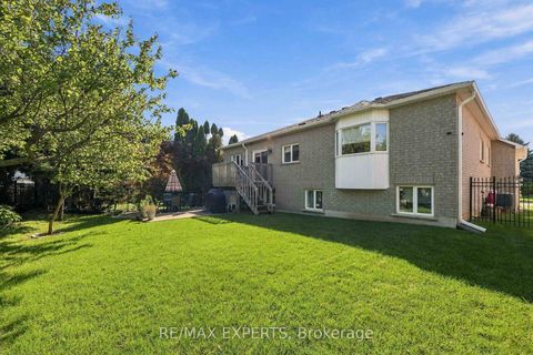 Photo 43 at 93 Velmar Drive, East Woodbridge, Vaughan