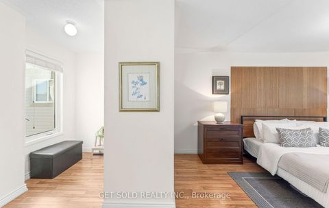 Photo 18 at 33 Sergio Marchi Street, CFB, Toronto