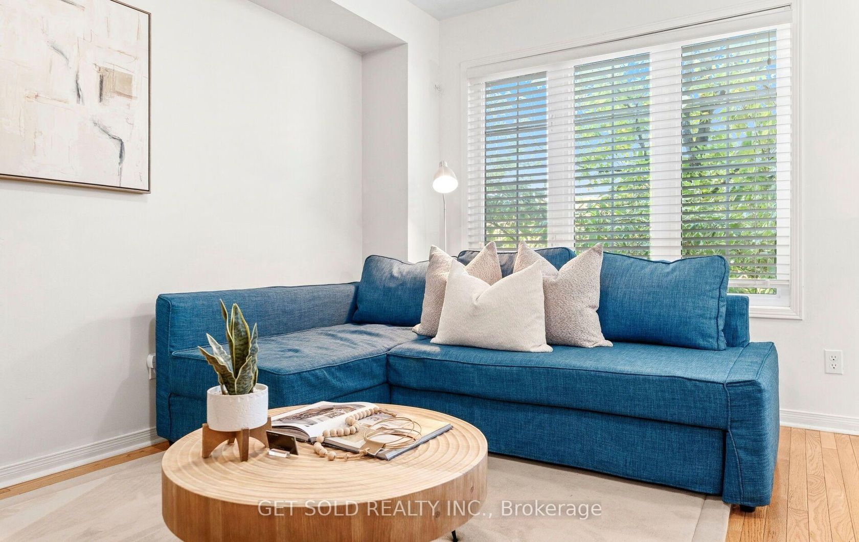 33 Sergio Marchi Street, CFB, Toronto 