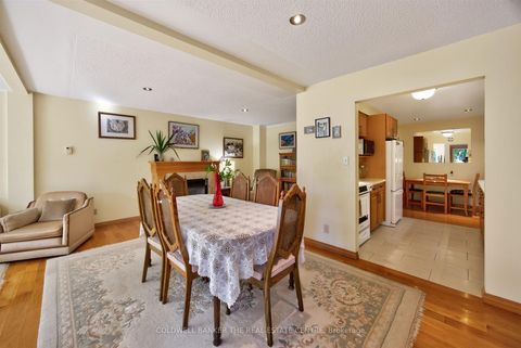 Photo 11 at 15 Craiglee Drive, Cliffside, Toronto