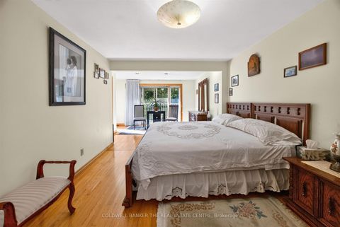 Photo 18 at 15 Craiglee Drive, Cliffside, Toronto