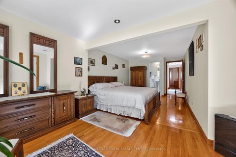 Photo 19 at 15 Craiglee Drive, Cliffside, Toronto