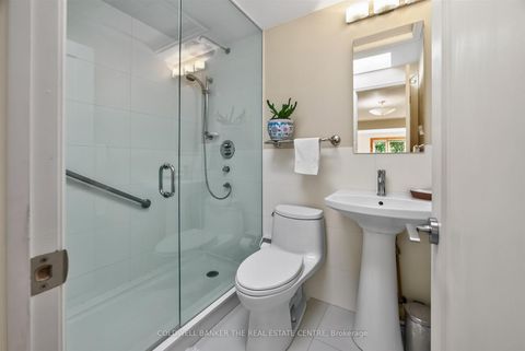 Photo 22 at 15 Craiglee Drive, Cliffside, Toronto