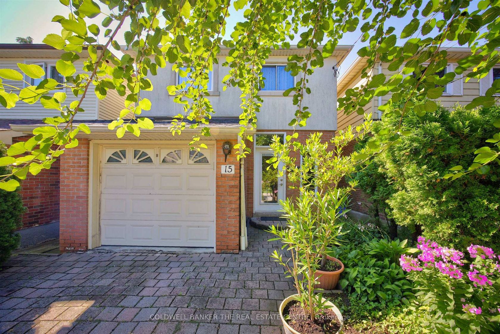 15 Craiglee Drive, Cliffside, Toronto 