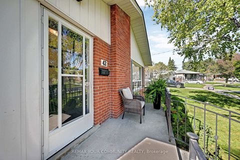 Photo 1 at 42 Beacon Road, Dorset Park, Toronto