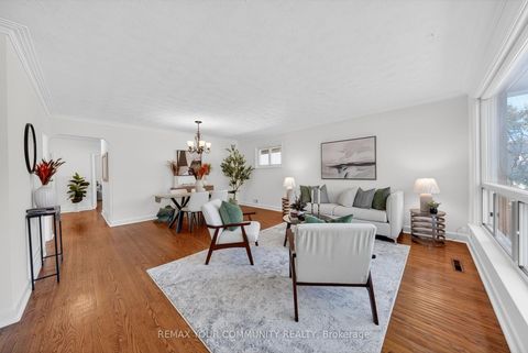 Photo 4 at 42 Beacon Road, Dorset Park, Toronto