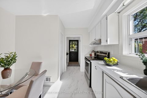 Photo 9 at 42 Beacon Road, Dorset Park, Toronto