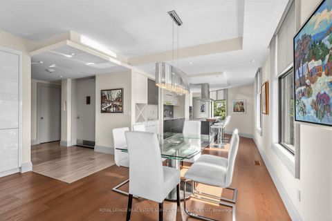 Photo 3 at 8 - 423 Avenue Road, St. Clair, Toronto