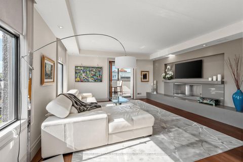Photo 9 at 8 - 423 Avenue Road, St. Clair, Toronto