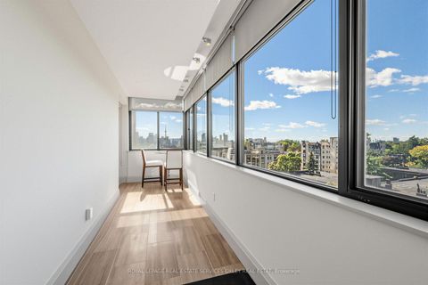 Photo 12 at 8 - 423 Avenue Road, St. Clair, Toronto