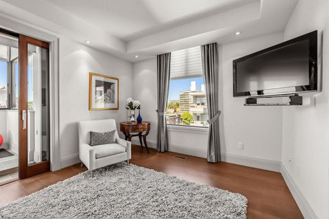Photo 15 at 8 - 423 Avenue Road, St. Clair, Toronto