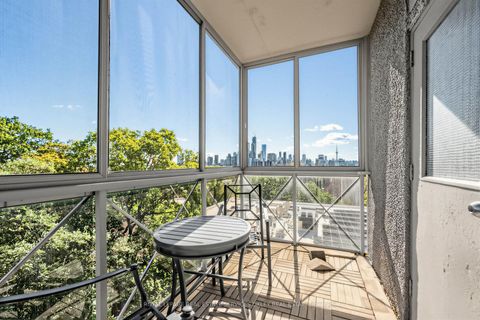 Photo 21 at 8 - 423 Avenue Road, St. Clair, Toronto