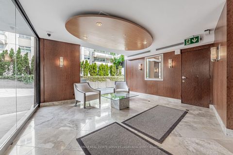 Photo 27 at 8 - 423 Avenue Road, St. Clair, Toronto