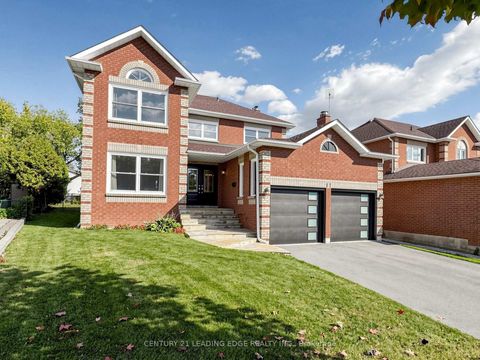 Photo 2 at 97 Tulip Street, Keswick North, Georgina