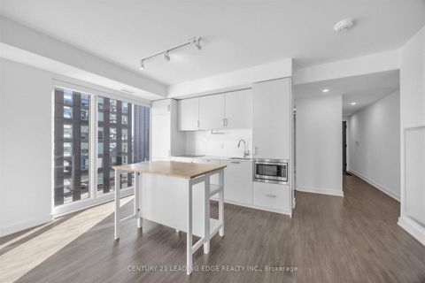 Photo 7 at 1602 - 88 Queen Street E, Yonge Corridor, Toronto