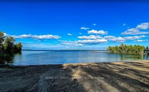 Photo 43 at 1526 Farrow Crescent, Rural Innisfil, Innisfil