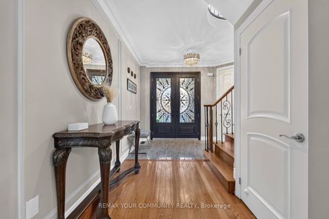 Photo 3 at 38 Dimarino Drive, Patterson, Vaughan