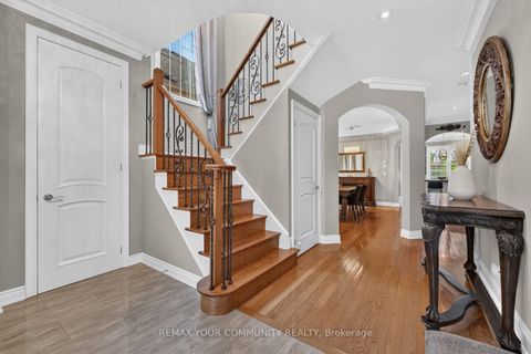 Photo 4 at 38 Dimarino Drive, Patterson, Vaughan