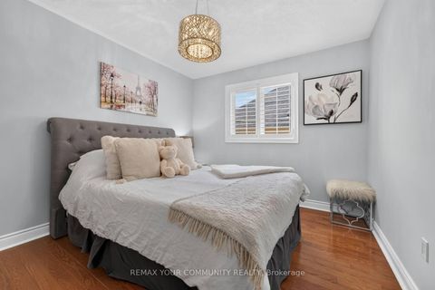 Photo 26 at 38 Dimarino Drive, Patterson, Vaughan
