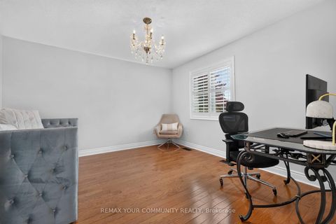 Photo 28 at 38 Dimarino Drive, Patterson, Vaughan