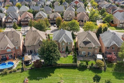 Photo 44 at 38 Dimarino Drive, Patterson, Vaughan
