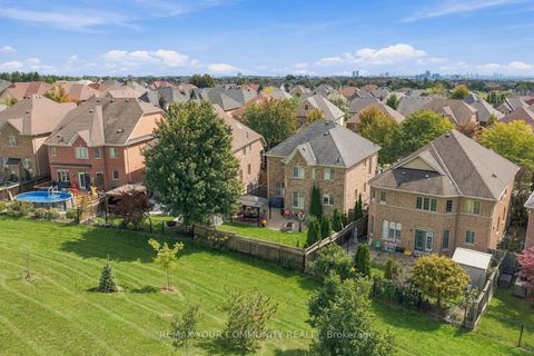 Photo 45 at 38 Dimarino Drive, Patterson, Vaughan