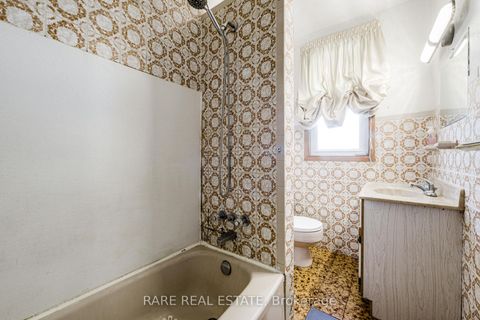 Photo 11 at 842 Shaw Street, Junction, Toronto
