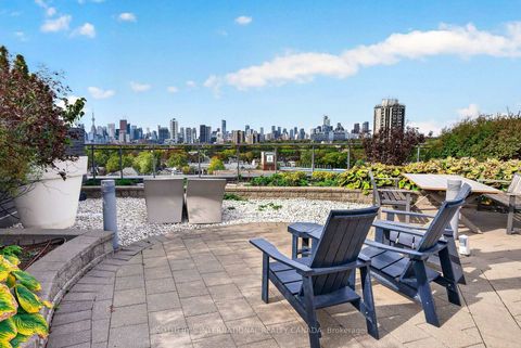 Photo 11 at 406 - 319 Carlaw Avenue, South Riverdale, Toronto