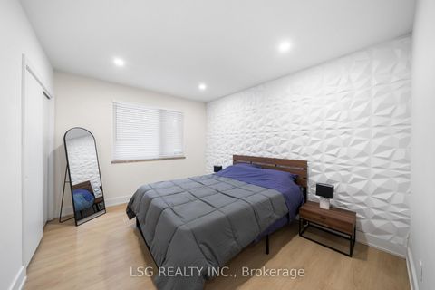 Photo 13 at 26 Grangemill Crescent, Don Mills, Toronto