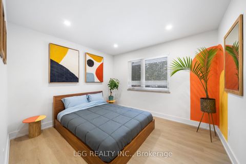 Photo 19 at 26 Grangemill Crescent, Don Mills, Toronto